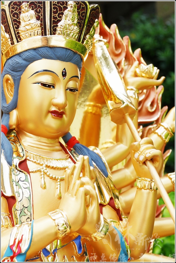 新發神藝-準提佛母(南彩藝術風格的二種藝術展現)