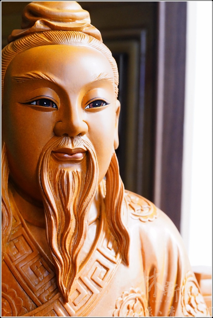 新發神藝-神醫華陀.華陀持靈藥(依客戶手繪圖稿訂製作品) 新發神藝-神醫華陀.華陀持靈藥(依客戶手繪圖稿訂製作品)