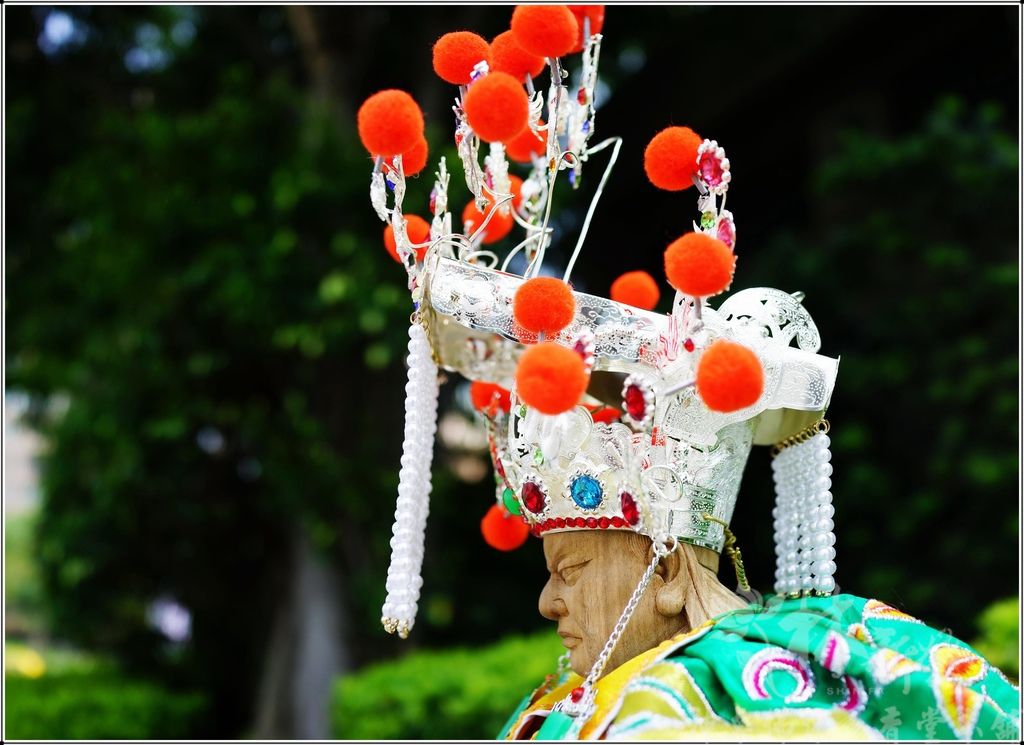 帝君青龍袍「浮棉繡線金蔥．參天宮體(銀)．手工龍紋衣(金)．