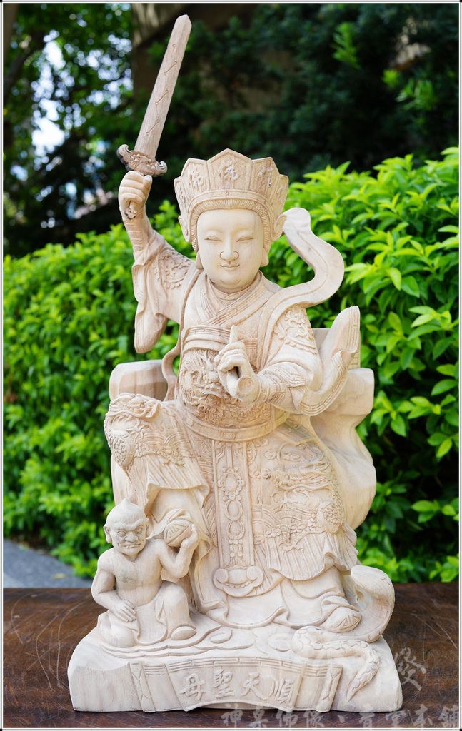 新發神藝-順天聖母．手工五佛帽