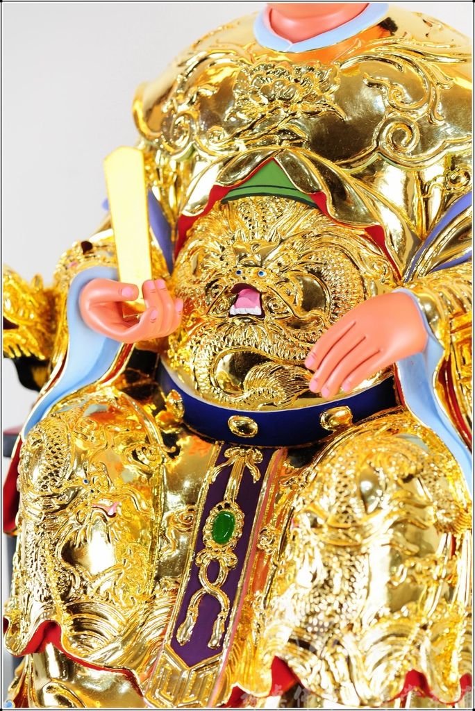 新發神藝-天上聖母．佛法媽祖(按金彩繪．台灣純金金箔粉面)