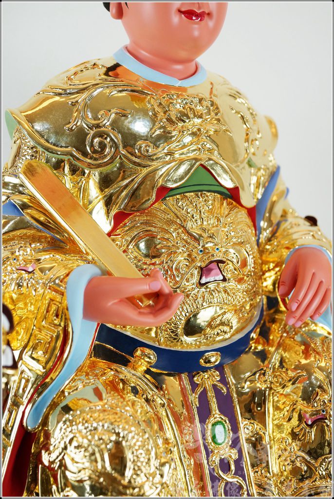 新發神藝-天上聖母．佛法媽祖(按金彩繪．台灣純金金箔粉面)