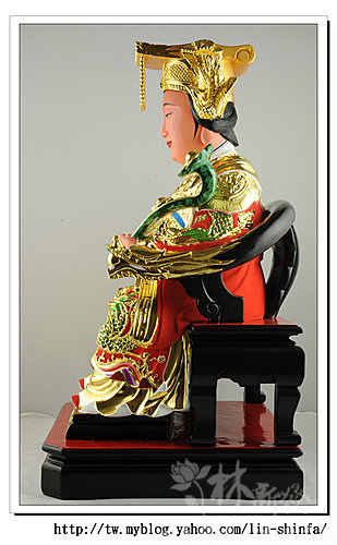 神像-一尺六梢楠木-龍鳳袍媽祖(特殊奏板如意體)