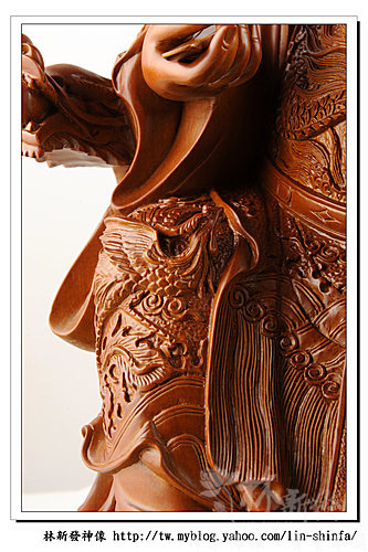 神像-一尺六梢楠木-龍鳳袍媽祖(特殊奏板如意體)