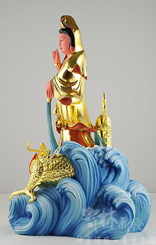 新發神藝-昇龍觀音(香樟原色．檀香金身)