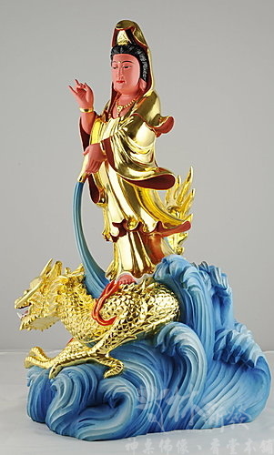 新發神藝-昇龍觀音(香樟原色．檀香金身)