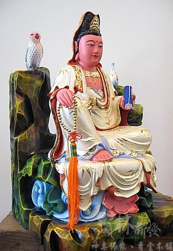 神像-一尺三彩繪-澎湖紫竹岩觀音