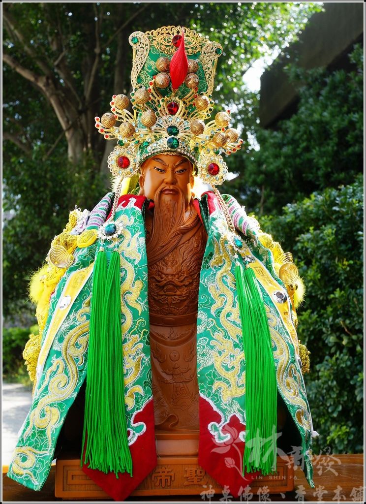 帝君青龍袍「浮棉繡線金蔥．參天宮體(銀)．手工龍紋衣(金)．