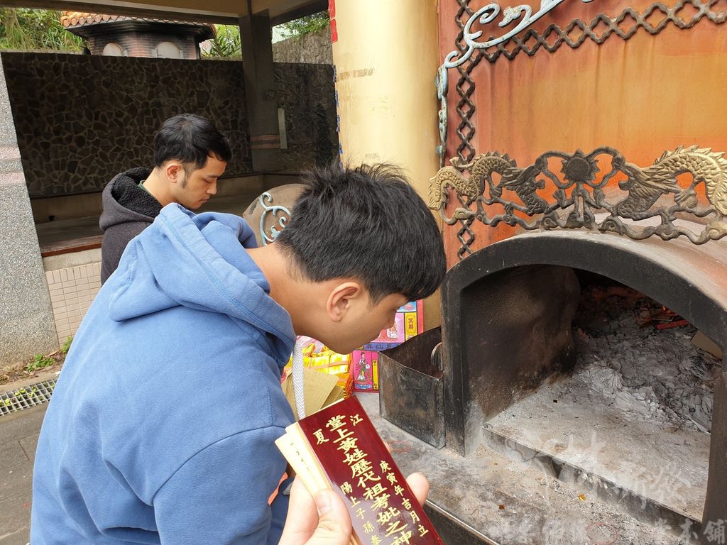 祖先移居塔位-進塔與退神(仙佛祖先最好的圓滿安排)