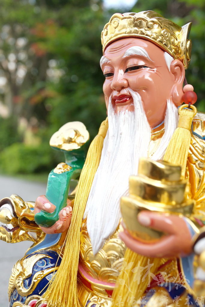 新發神藝-福德正神(馬來西亞跨海訂製，八吋八金身．描金)