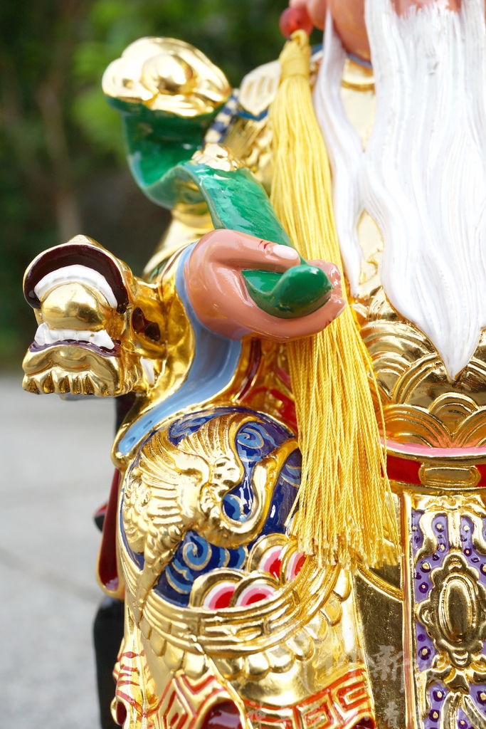 新發神藝-福德正神(馬來西亞跨海訂製，八吋八金身．描金)