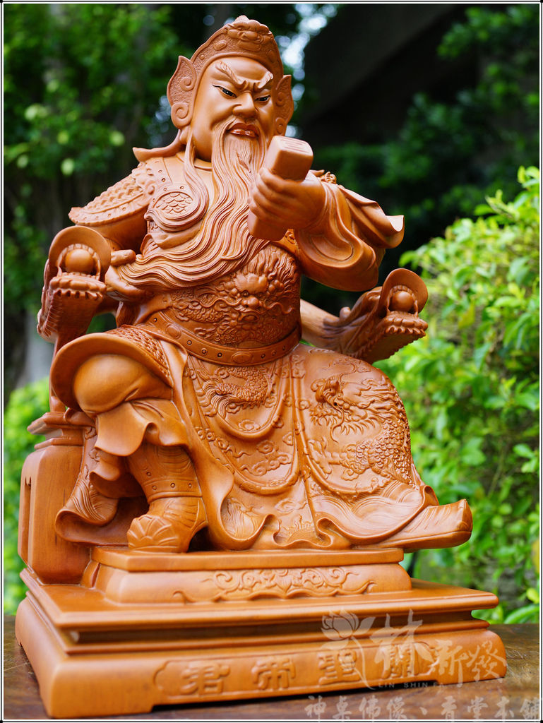 新發神藝-春秋帝君(佛法多層次龍袍)