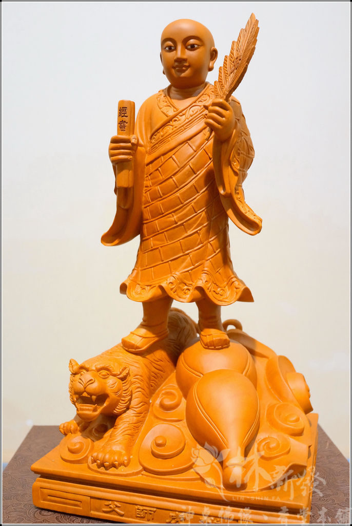 新發神藝-伏虎師父(站體與坐體作品)