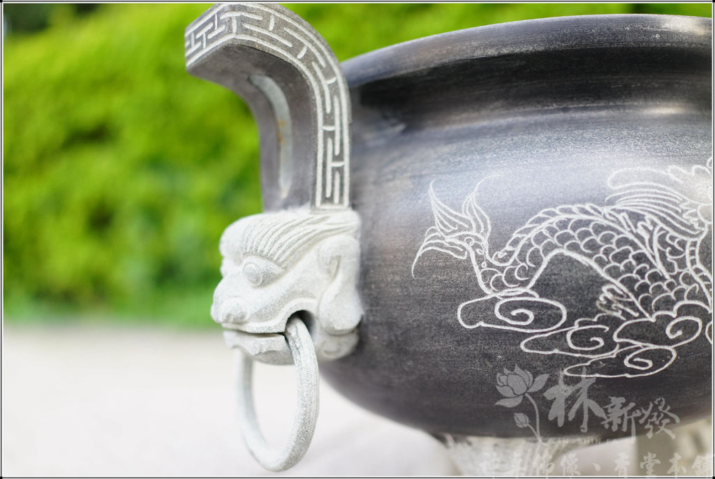 新發神爐-雙龍獅耳天公石爐(圓形．馬槽爐)。石雕麒麟13*2