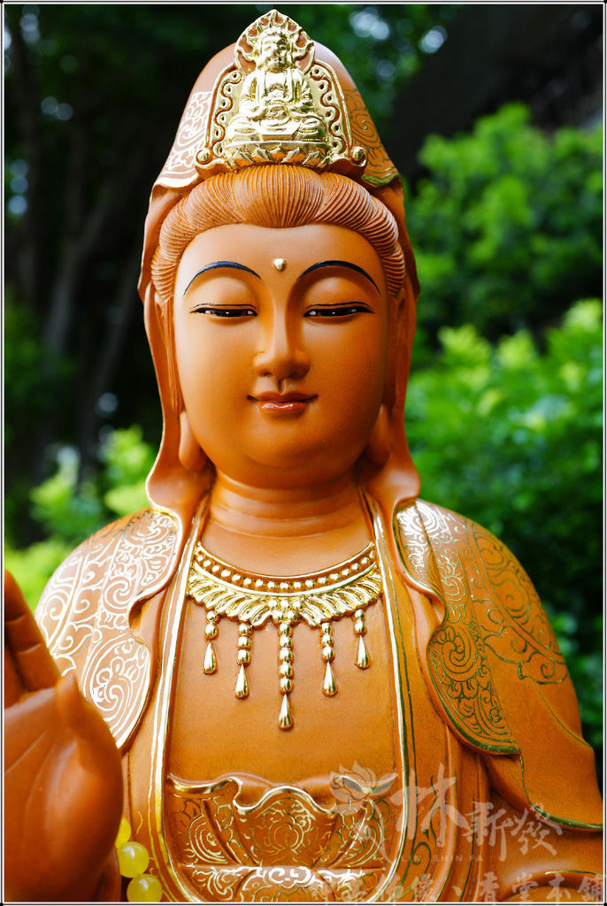 新發神藝-普陀山．南海觀音立像(法輪常轉)