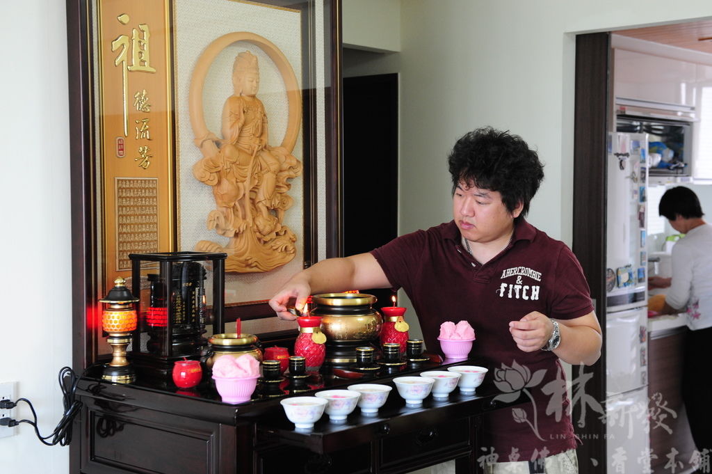 林新發擇日安神位-台中黃先生安座大吉_012.JPG 林新發擇日安神位-台中黃先生安座大吉_012.JPG