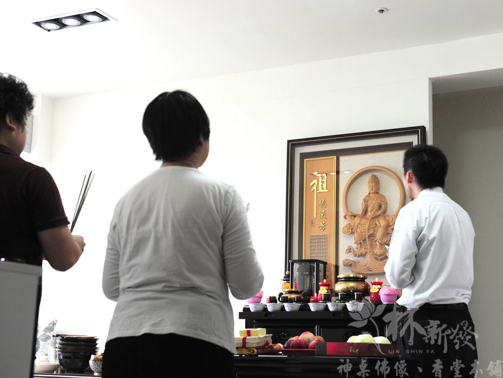 林新發擇日安神位-台中黃先生安座大吉_018.JPG 林新發擇日安神位-台中黃先生安座大吉_018.JPG