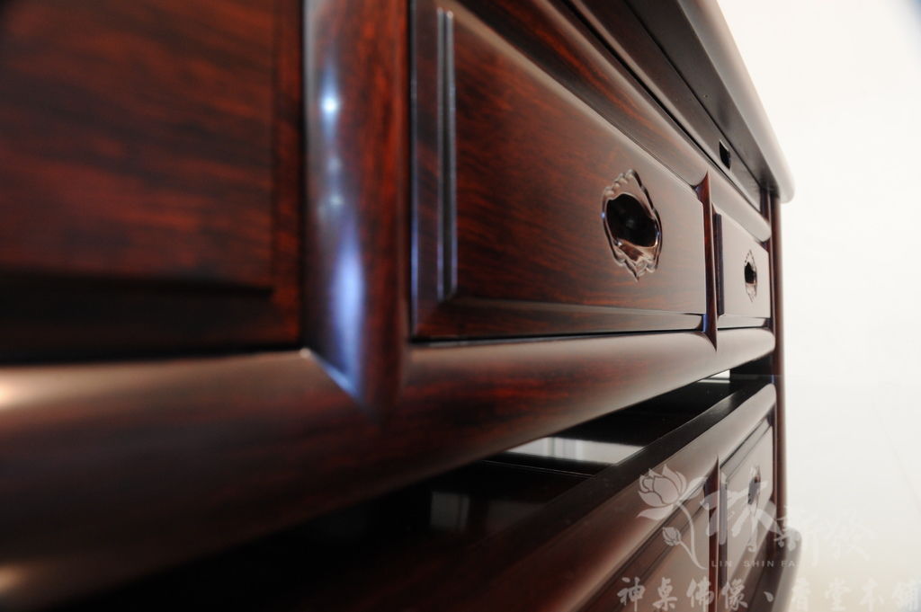 黑紫檀中式神桌.正體全蓮觀音-005.JPG 黑紫檀中式神桌.正體全蓮觀音-005.JPG