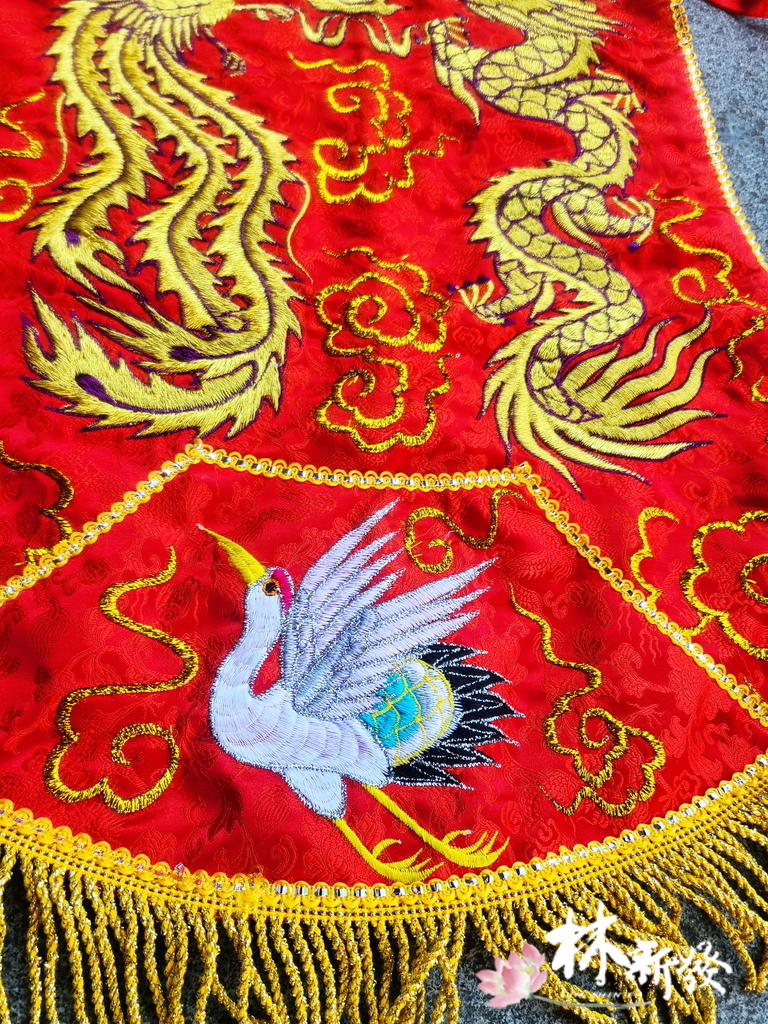 新發繡品-龍鳳．雙龍．雙鳳．龜蛇(乩身長版肚兜)