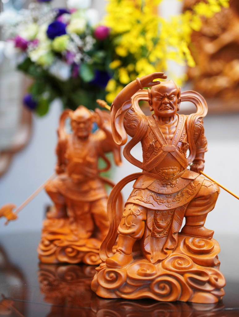 新發神藝-千順護法(八吋八手工戰神體)