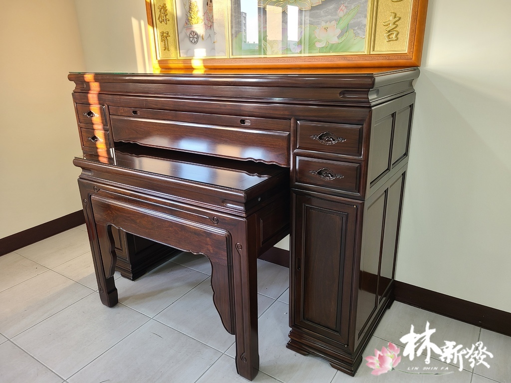 新發神桌-桶桌式神桌(黑紫檀.蓮花雕刻款/素面款) 新發神桌-桶桌式神桌(黑紫檀.蓮花雕刻款/素面款)