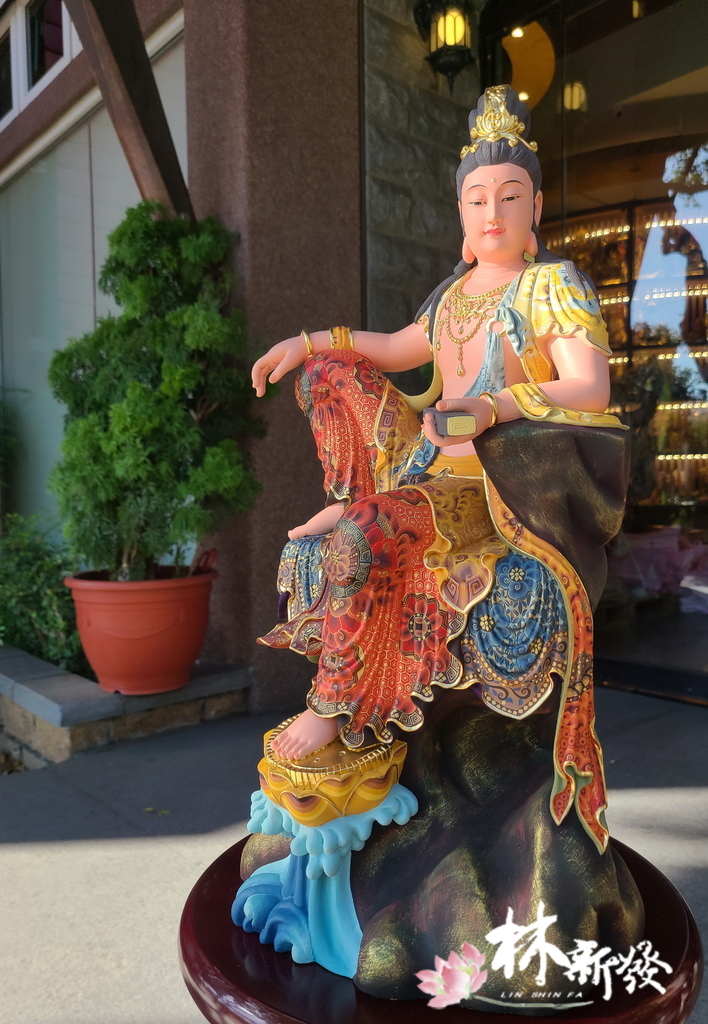 持經細彩自在觀音南式風格 -001.jpg 持經細彩自在觀音南式風格 -001.jpg