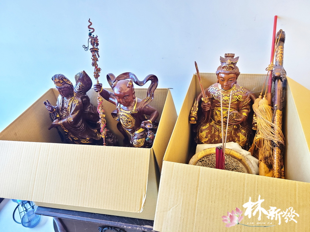 十多年前的檜木佛櫥-006.jpg 十多年前的檜木佛櫥-006.jpg