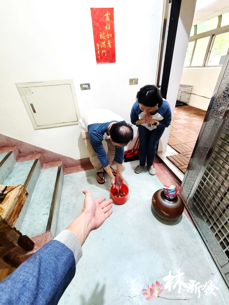 十多年前的檜木佛櫥-011.jpg 十多年前的檜木佛櫥-011.jpg