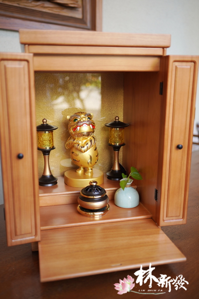 吊掛式金虎爺新作品-010.JPG