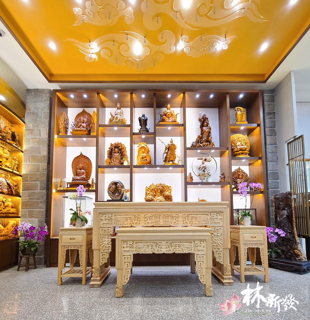 七尺薪傳佛桌-001.jpg 七尺薪傳佛桌-001.jpg