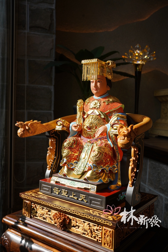 2024-細彩媽祖+雙鳳黑檀椅之美-002.JPG