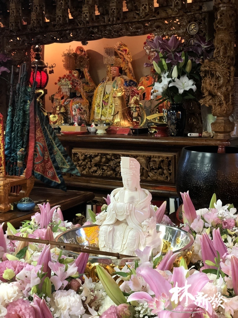 新發神藝-白玉湄洲媽祖.德化白瓷朝天媽祖 新發神藝-白玉湄洲媽祖.德化白瓷朝天媽祖