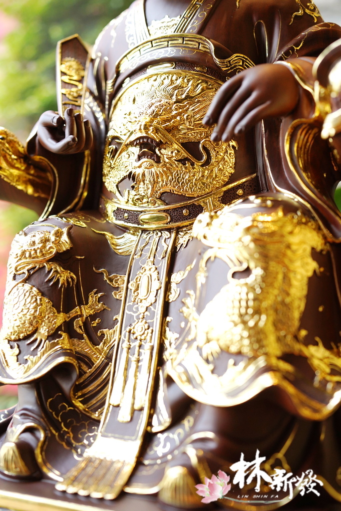 20240601-綠檀媽祖娘娘描金完成尺六作品-009.JPG 20240601-綠檀媽祖娘娘描金完成尺六作品-009.JPG