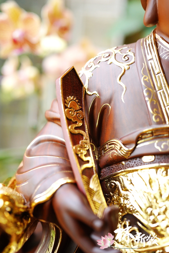 20240601-綠檀媽祖娘娘描金完成尺六作品-010.JPG 20240601-綠檀媽祖娘娘描金完成尺六作品-010.JPG