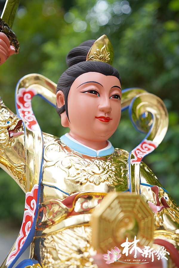 新發神藝-九天娘娘(水景九蓮．山岩鳳凰體．金身作品)－林新發神桌佛像