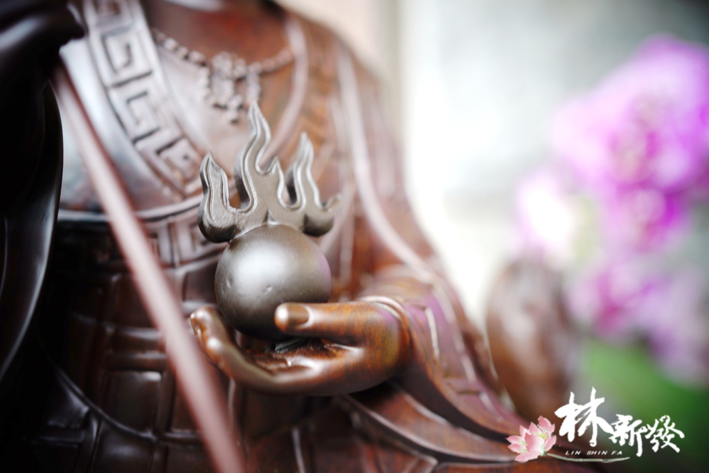 黑檀地藏王帶馱騎作品-012.JPG