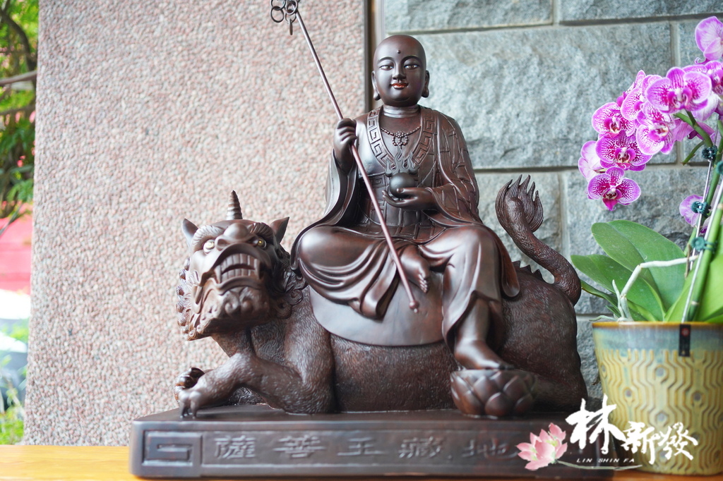黑檀地藏王帶馱騎作品-003.JPG