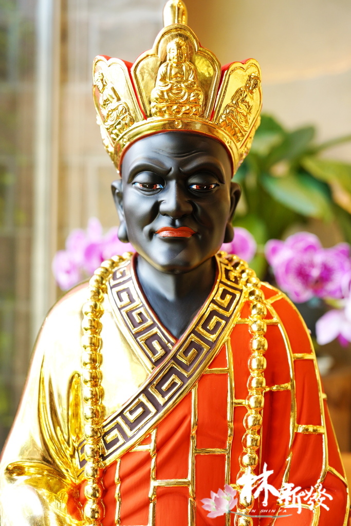 20241022一尺三梢楠祖師公客訂_05.JPG