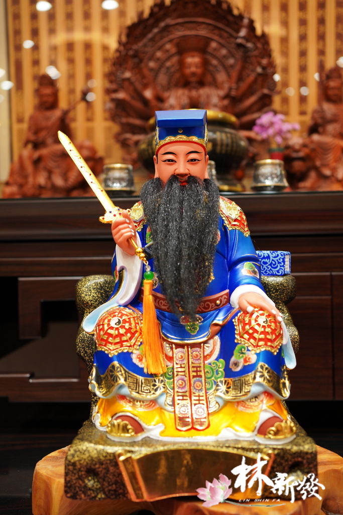 呂洞賓與全手八卦袍-001.JPG