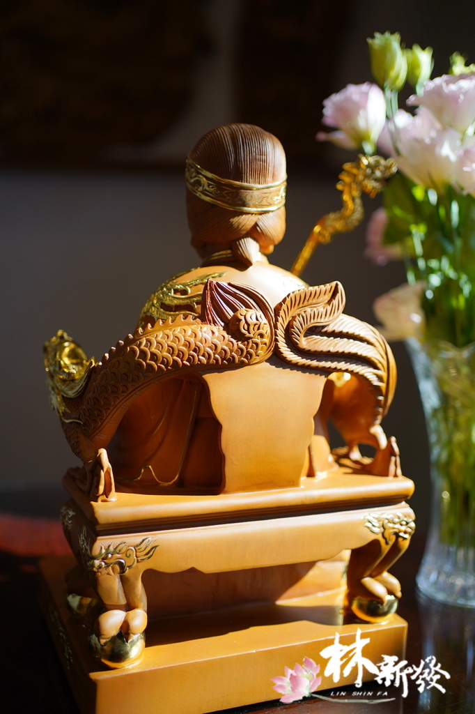 20250127-龍鳳椅老母娘描金完成_04.JPG 20250127-龍鳳椅老母娘描金完成_04.JPG