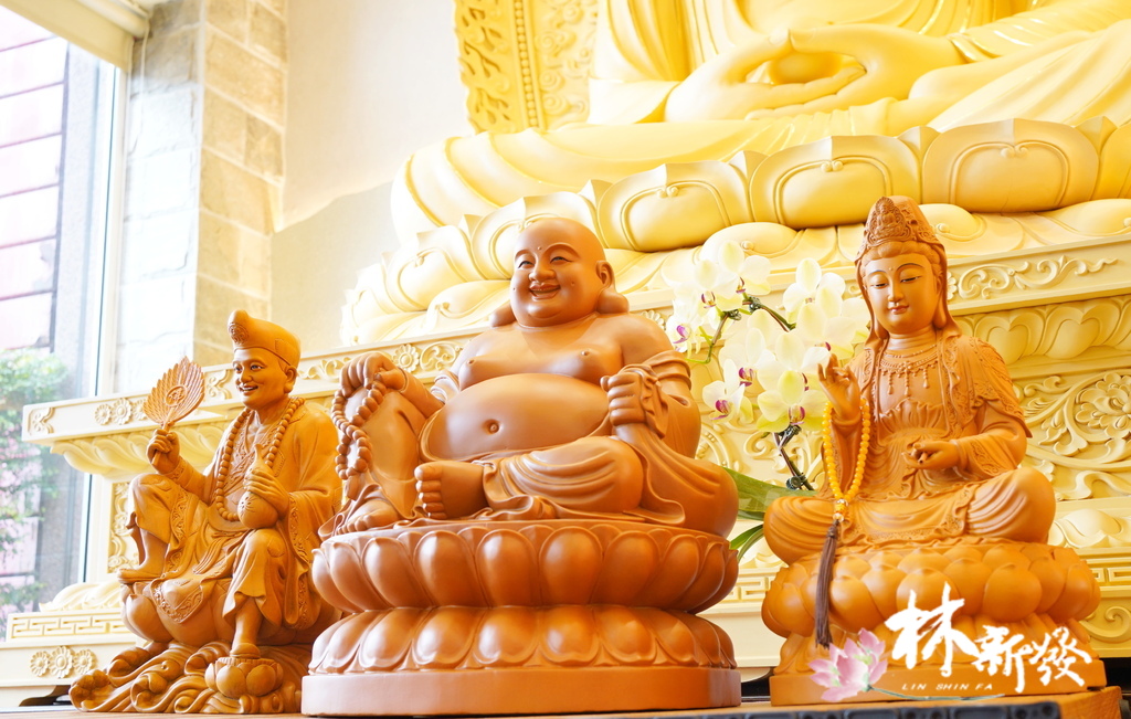 20250226-花蓮三尊原色彌勒.觀音.濟公 (5).JPG 20250226-花蓮三尊原色彌勒.觀音.濟公 (5).JPG