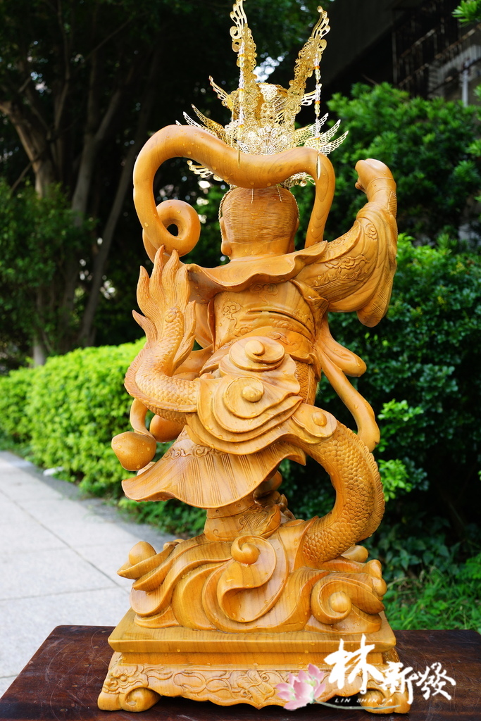 2025大尺寸束冠-032.JPG