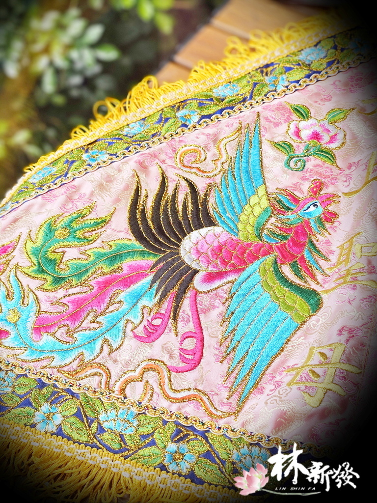 20250501-粉色忍冬花旗 (6).jpg 20250501-粉色忍冬花旗 (6).jpg