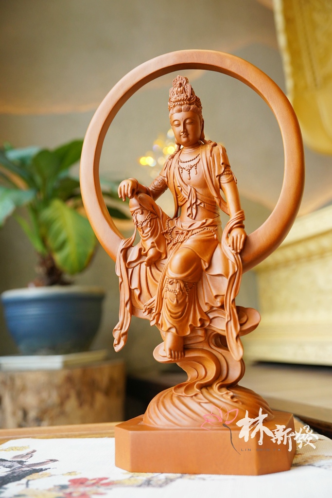 20250928-梢楠圓月觀音-004.JPG