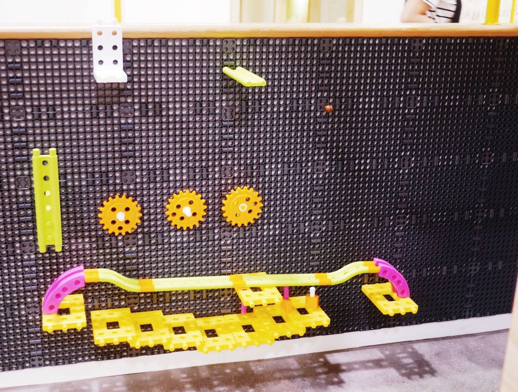 12606982632885.jpg 12606982632885.jpg