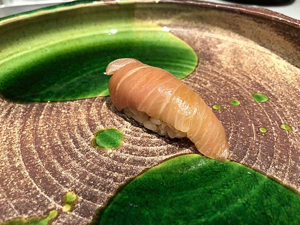 台南食記 城前鮨sushi 初嚐台南江戶前無菜單日本料理平日午間套餐中的魚料讓人驚豔 壽司羊的美食旅行 台南食記 城前鮨sushi 初嚐台南江戶前無菜單日本料理平日午間套餐中的魚料讓人驚豔 壽司羊的美食旅行