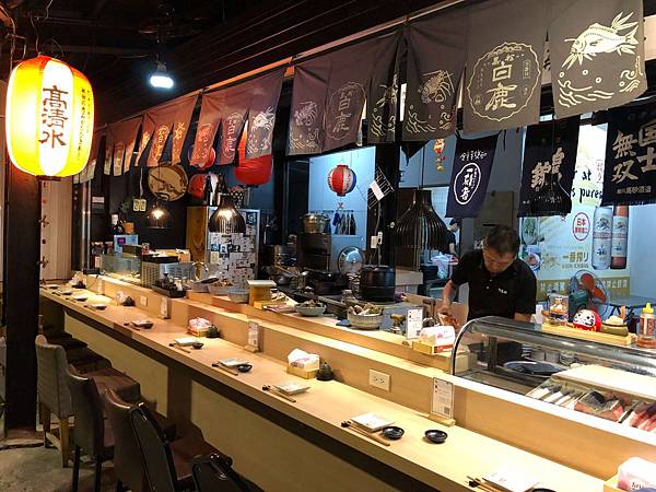 [食記] 台北 阿東師 吃到魚刺與魚鱗的無菜單料理