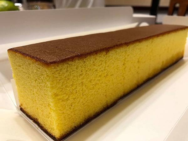 [食記] 日本 文明堂総本店 好吃的糖碎長崎蛋糕