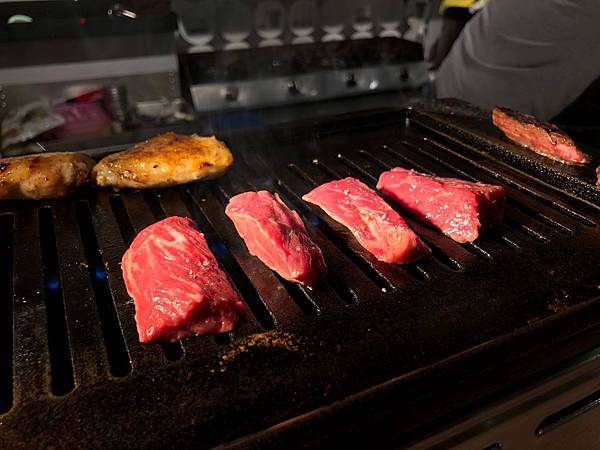 [食記] 津筵燒肉酒館 超高CP值的燒肉小店((好吃