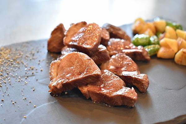 [廣宣] 高雄 漢來45樓 鐵板燒 期間限定的商業午餐